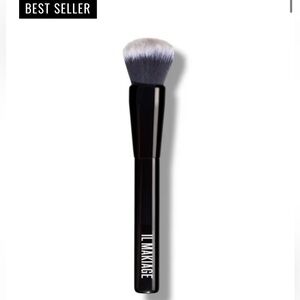 IL Makiage Foundation Blending Brush NIB